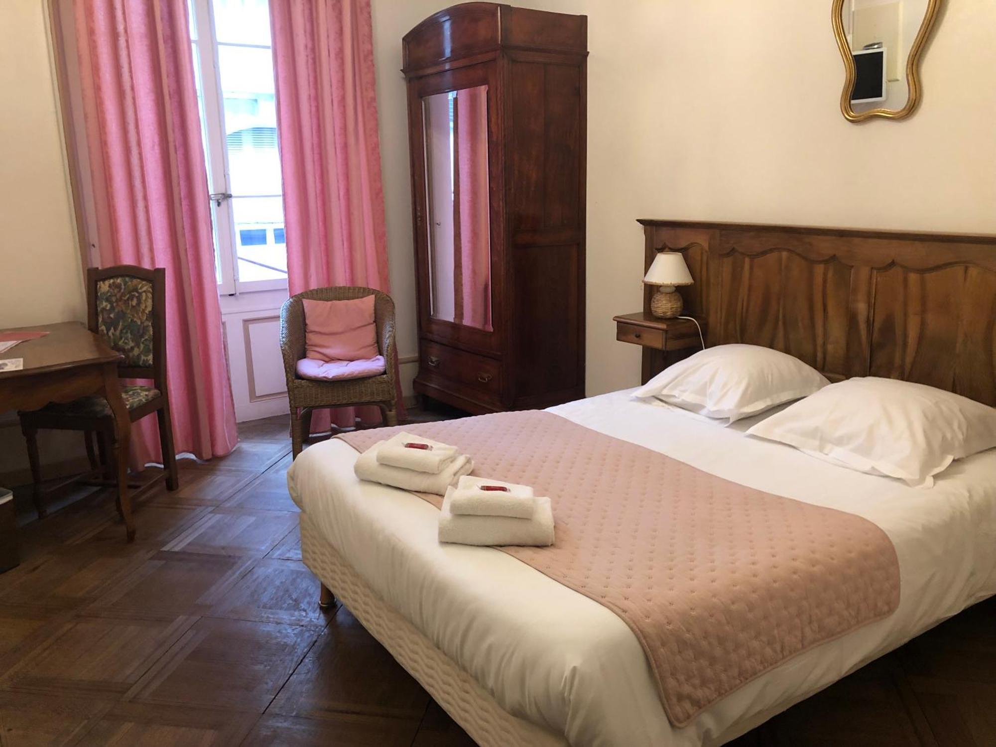 Hotel Continental エヴィアン・レ・バン エクステリア 写真